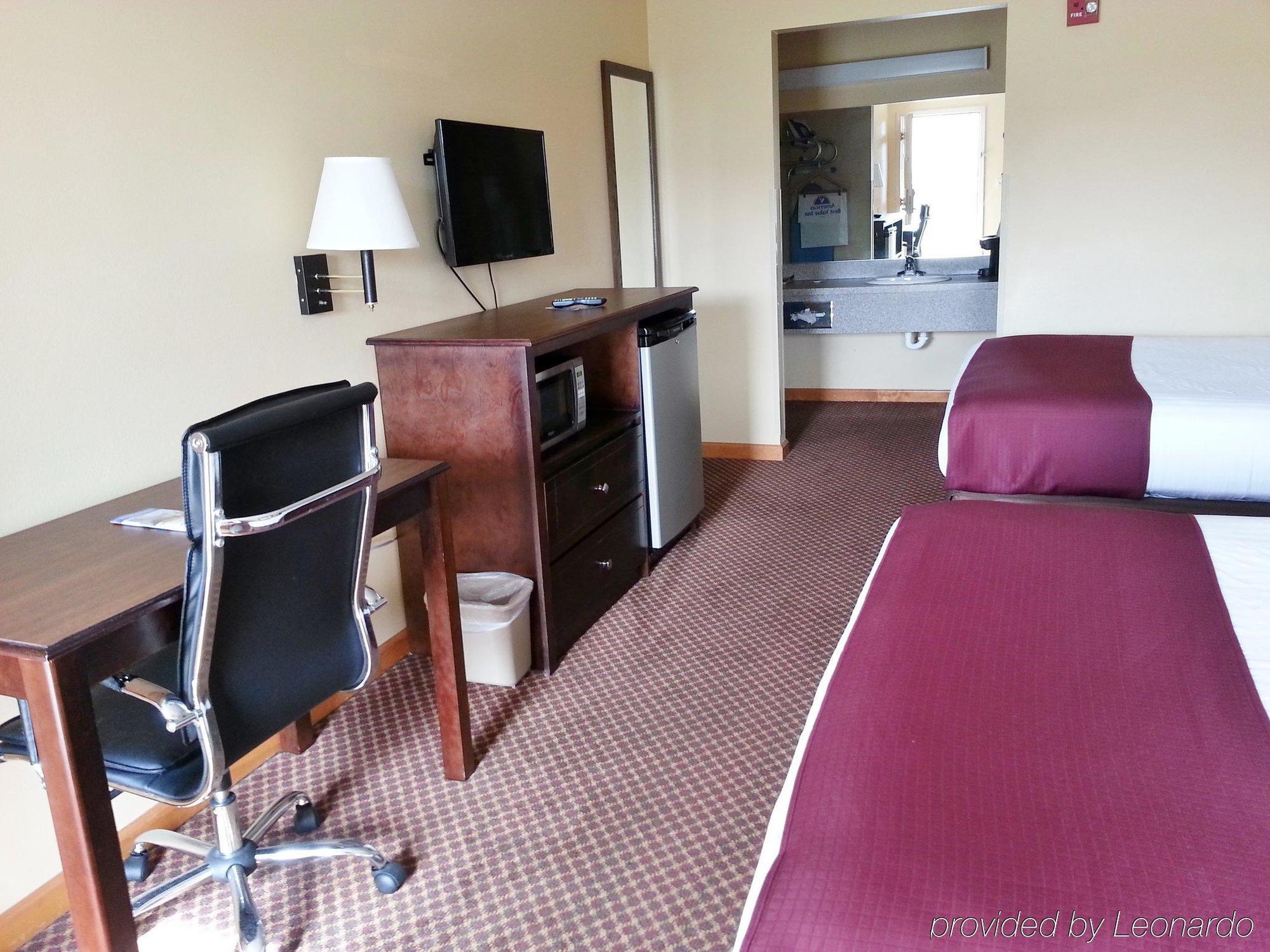 Americas Best Value Inn Bryant Exterior photo